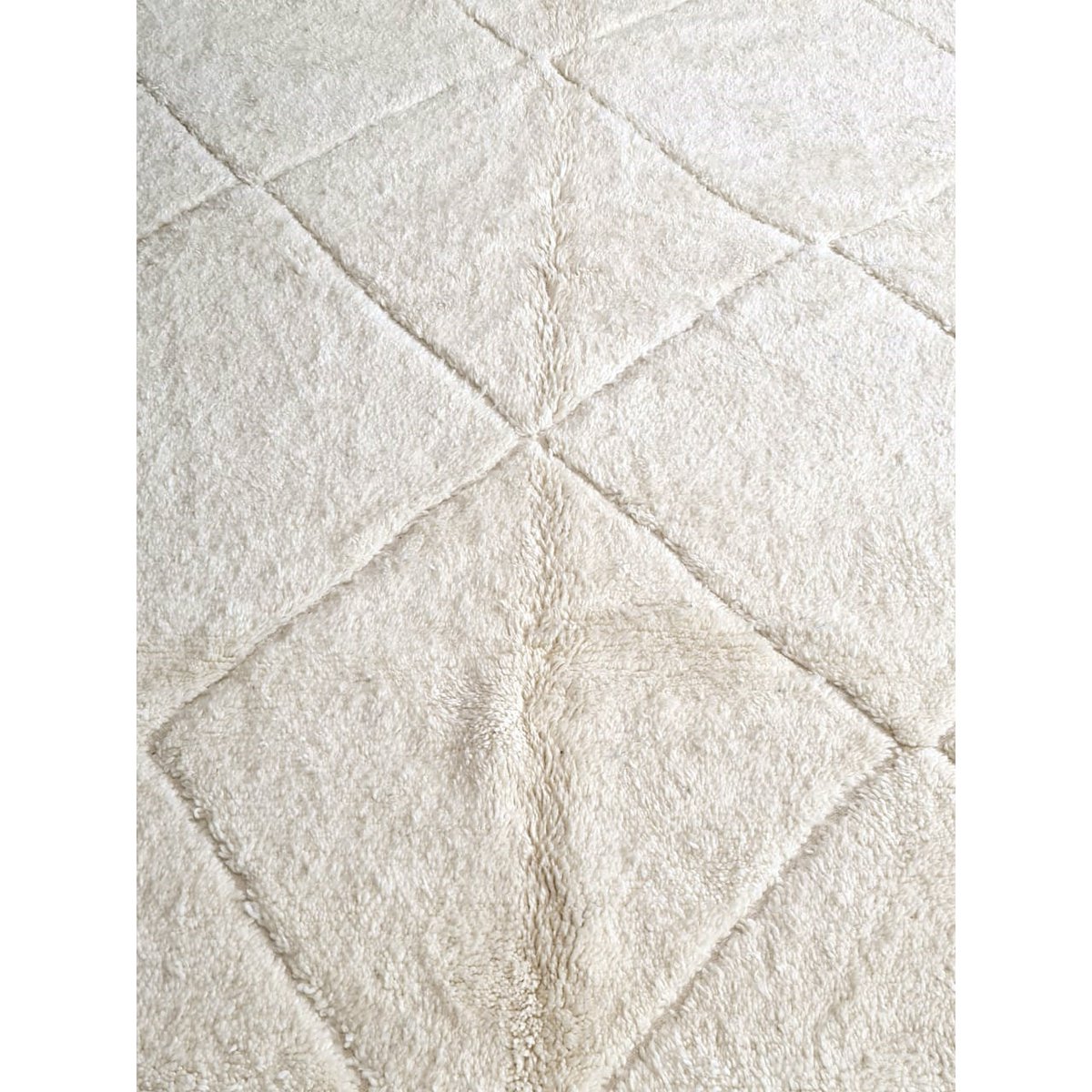 Berberteppich Beni Ouarain aus reiner Wolle mit schlichten Rauten