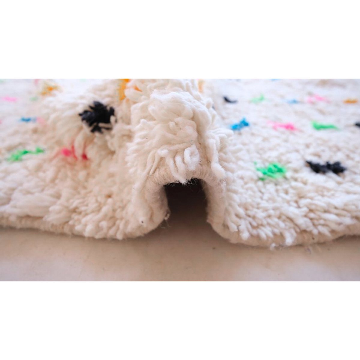 Marokkaans Berber tapijt van zuiver wol 160 x 255 cm