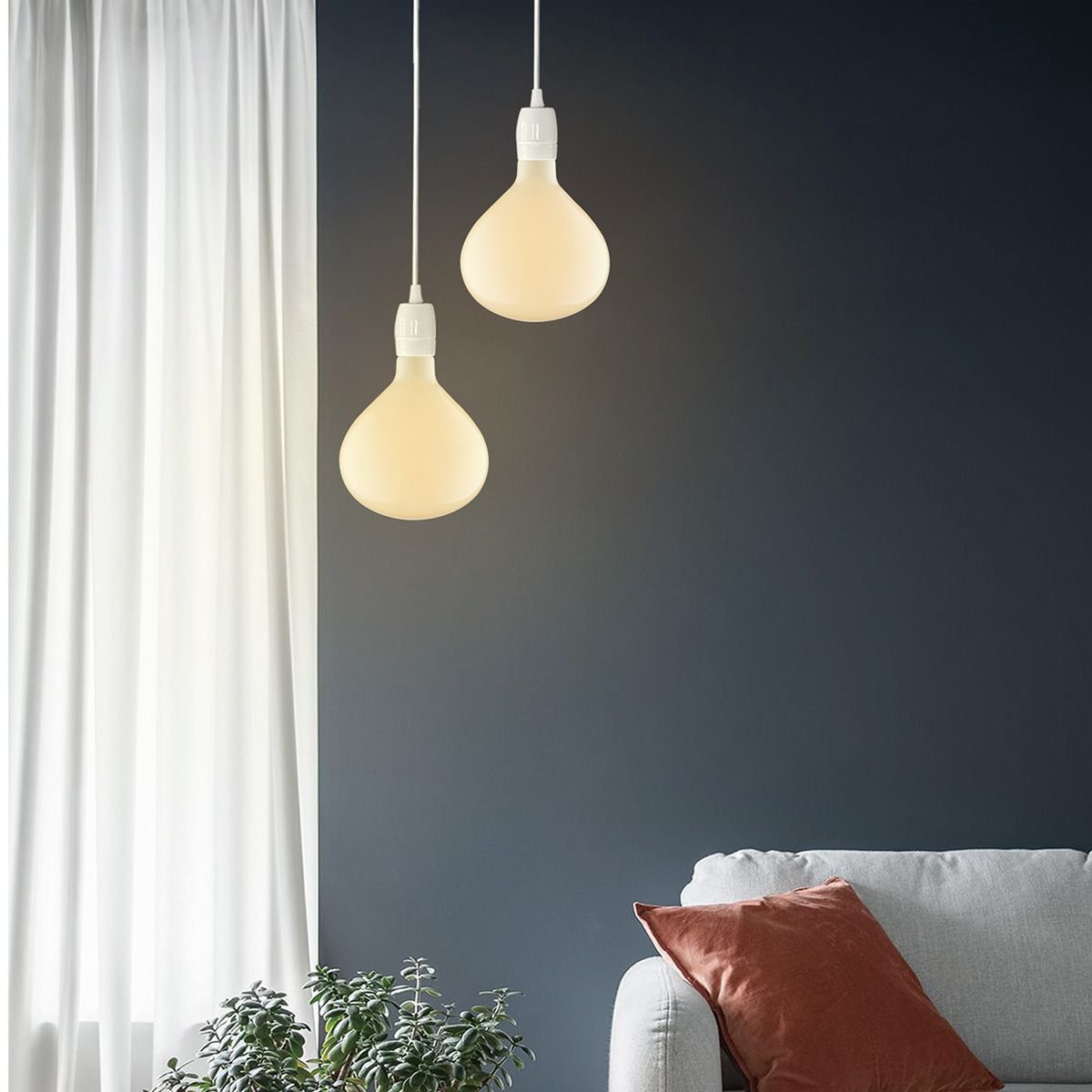 Home Sweet Home dimmable LED globe Milky E27 6W 510Lm 2700K Gold