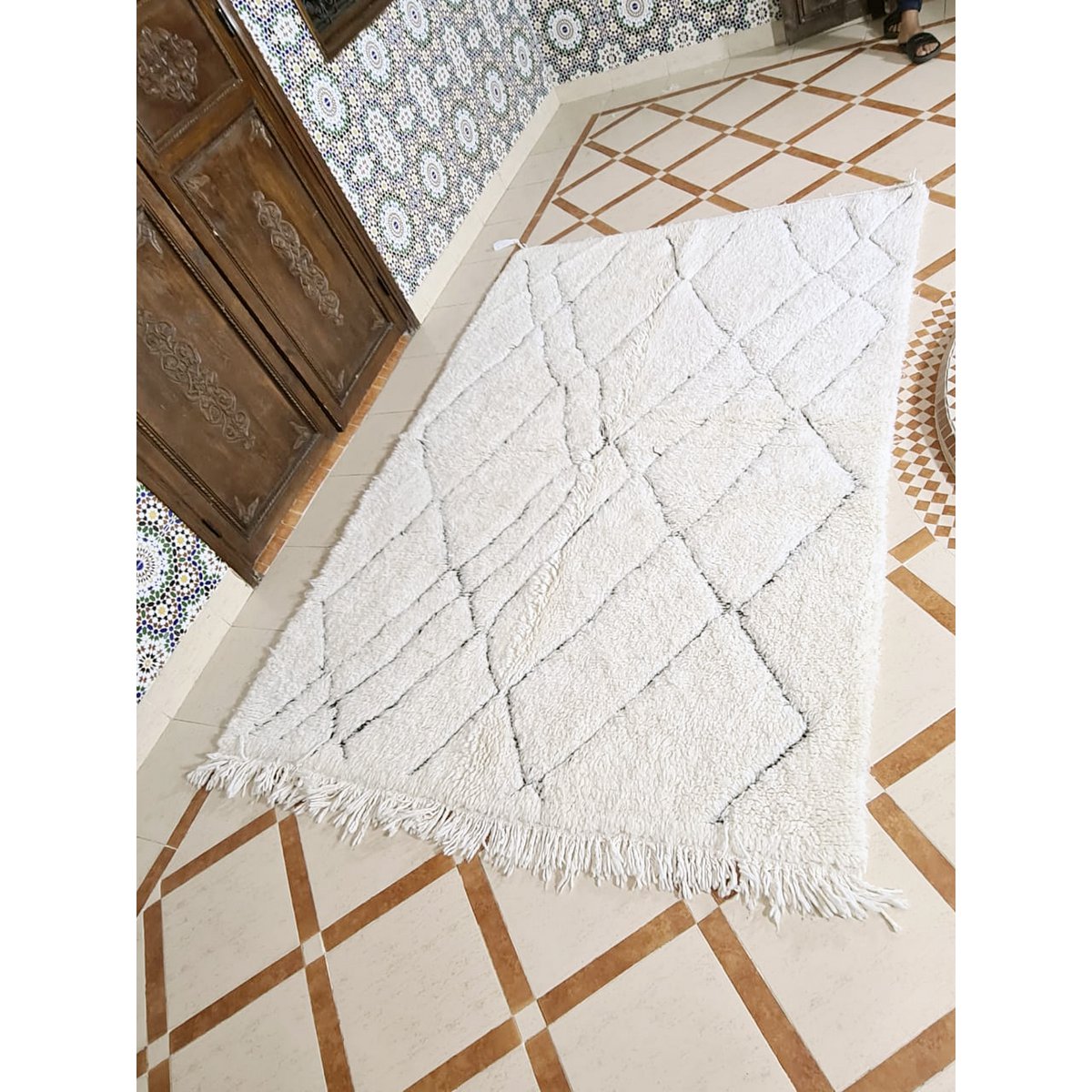 Authentischer Berberteppich 163 x 244