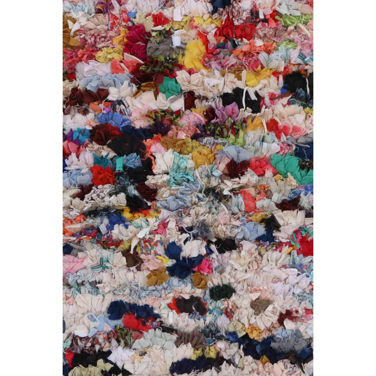 Marokkaner Berber Teppich in recycelten Textilien 117 x 159 cm