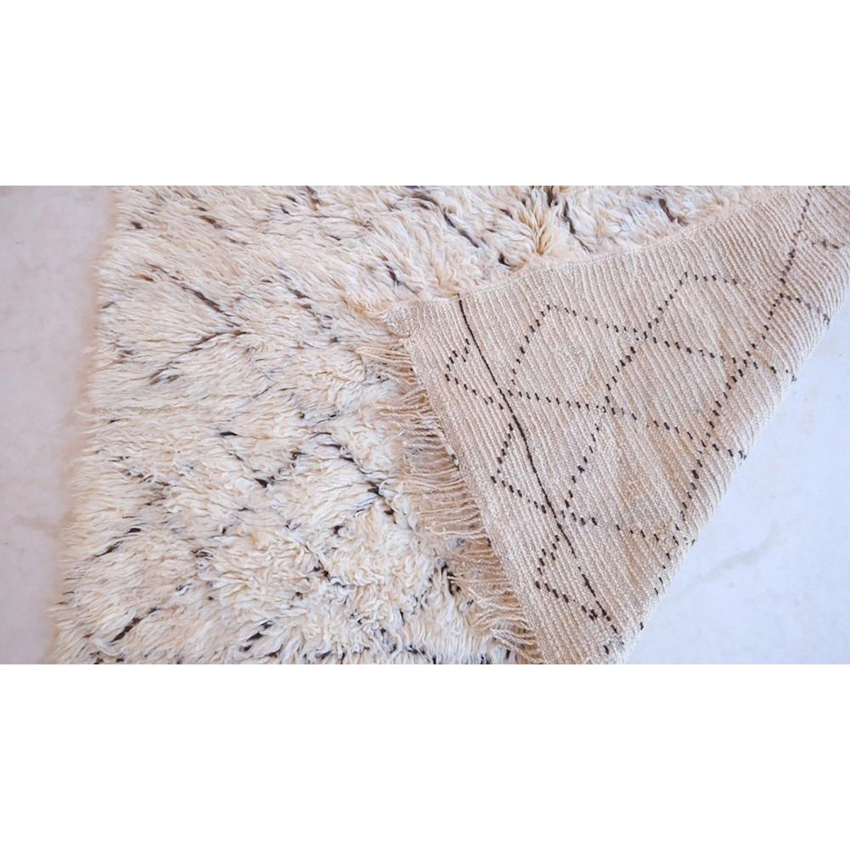 Marokkanischer Berber Teppich reine Wolle 175 x 217 cm