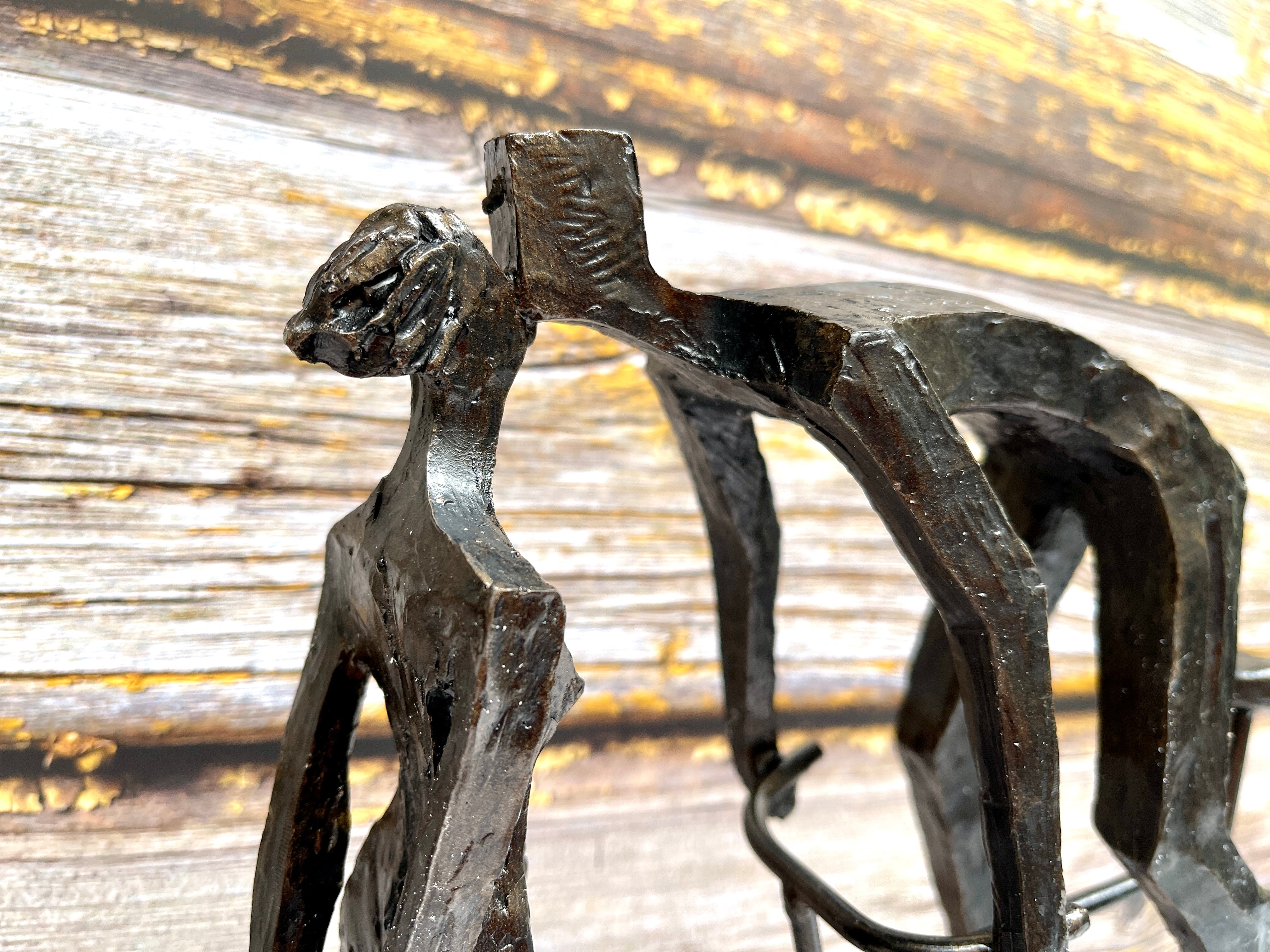 Küss mich Romantische Liebespaar-Skulptur auf Fahrrad – Hochwertige Deko für Zuhause & Büro