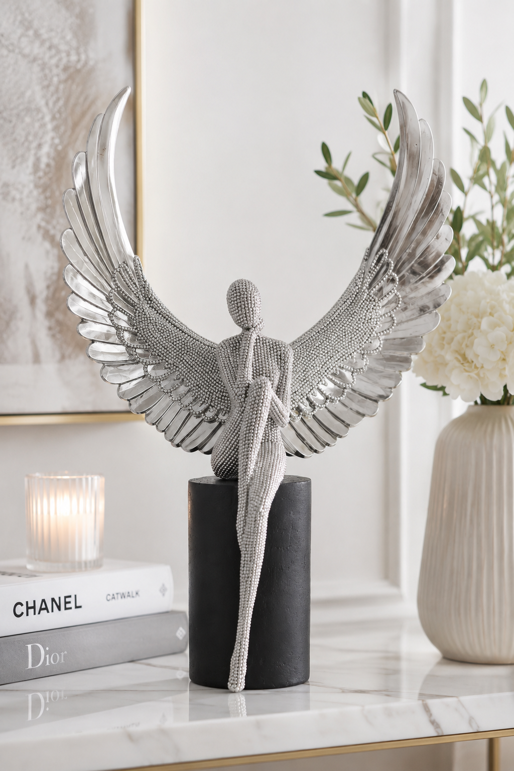 Engel Skulptur Sparky mit Flügeln silberfarben 34 cm