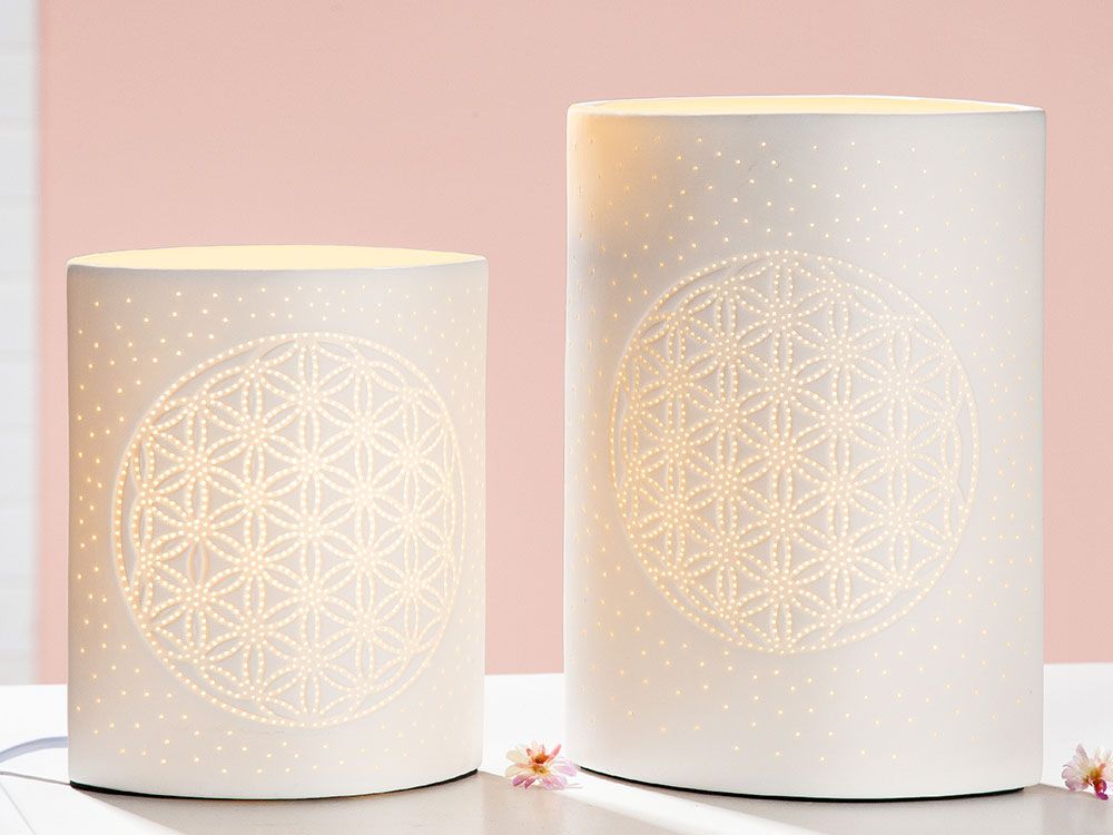 Design Lampe Prickellampe Lebensblume aus Porzellan Höhe 20cm oder 26cm