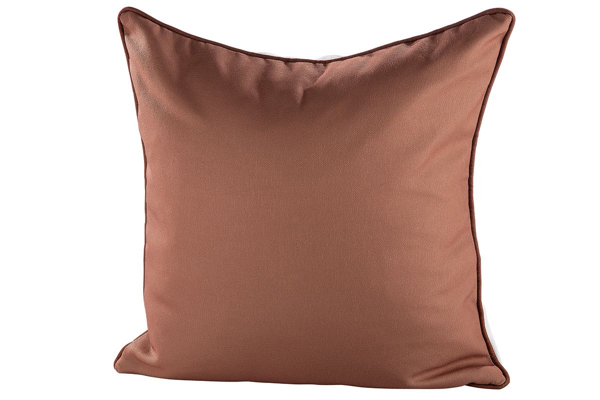 Set of 3 High quality fabric cushion set with realistic deer head design - A rustic decoration for any room