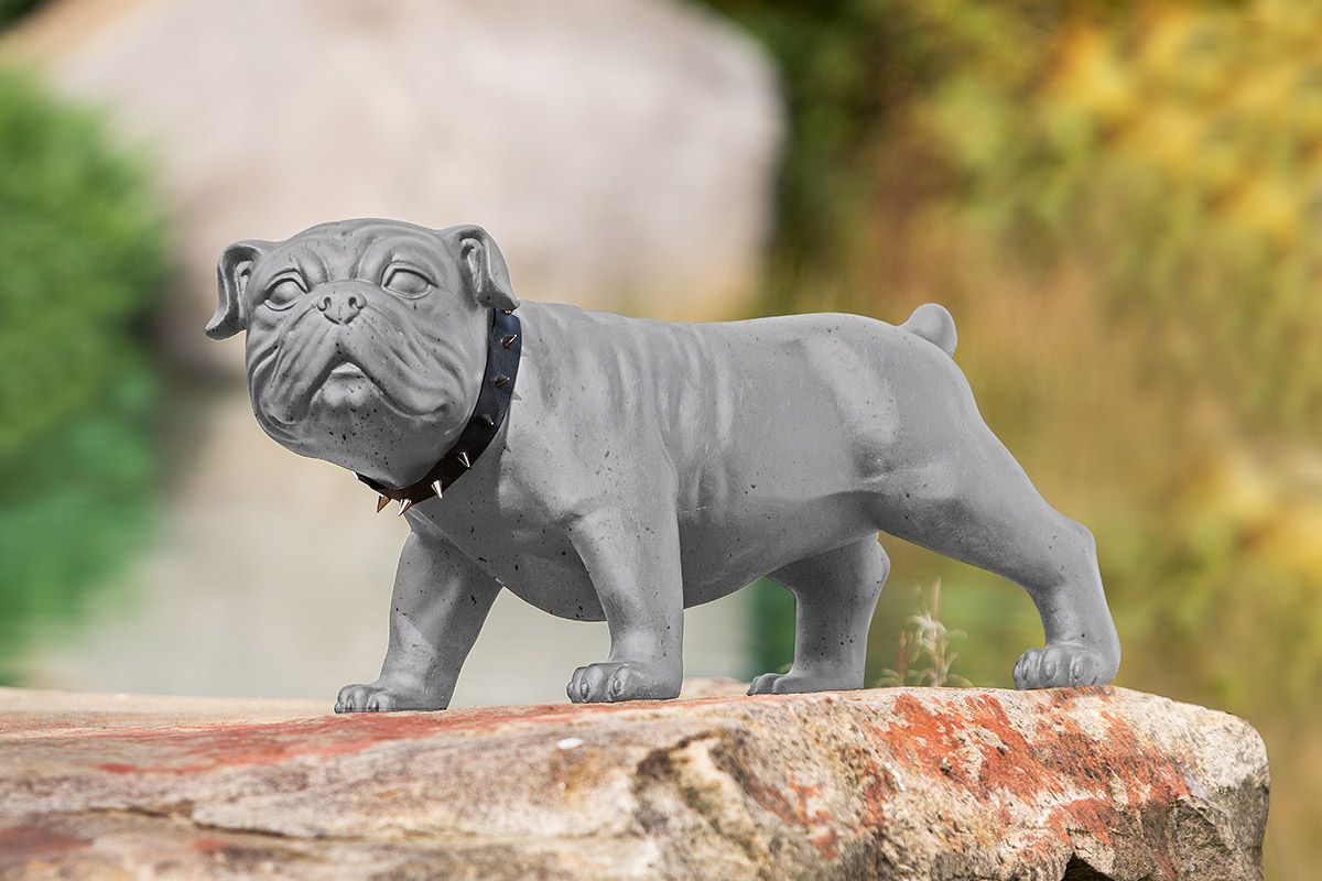 Beton Hund Bulldogge Bobby im Betonlook Breite 70cm