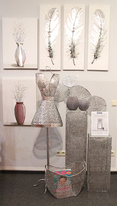 Säule "Purley" aus Metall antik-silber mit satinierter Glasplatte