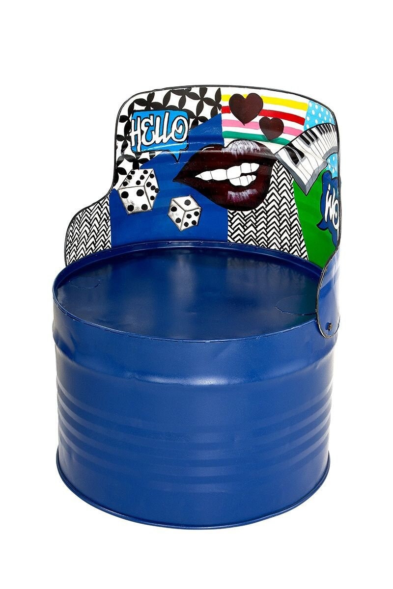 Sitztonne 'Street Art' blau oder rot Stuhl Hocker aus Metall Rückenlehne mit Graffiti-Design Sitzkissen Höhe 72cm