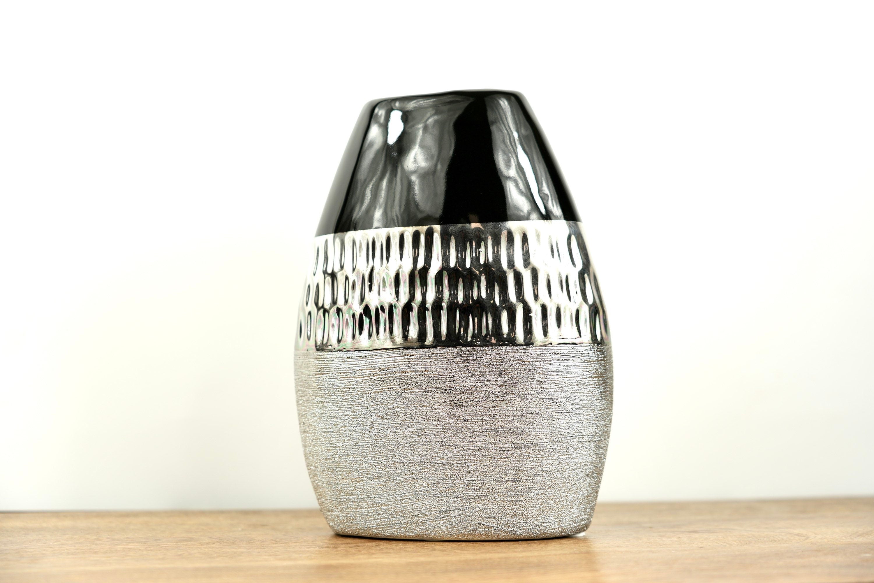 Trendig Moderne Dekovase aus Keramik anthrazit silber Blumenvase Vase 21cm höhe