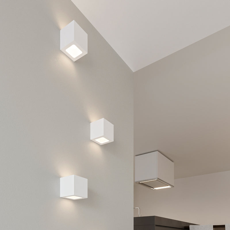 Ceramic wall light LEO