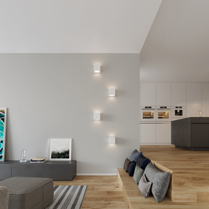 Ceramic wall light LEO