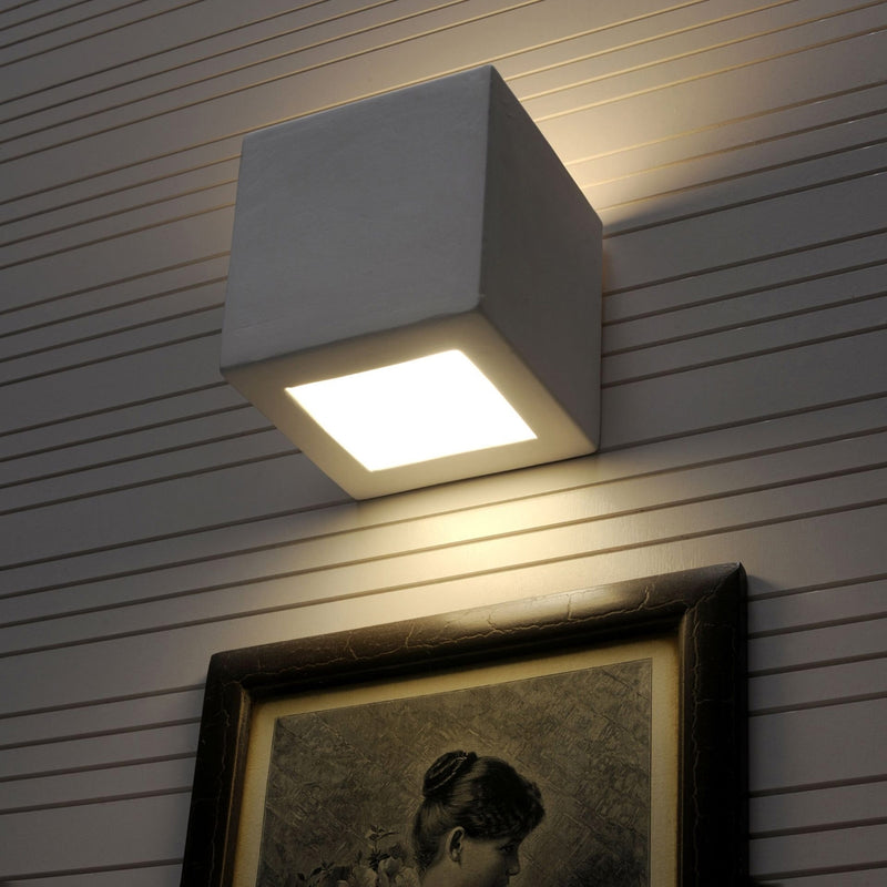 Ceramic wall light LEO