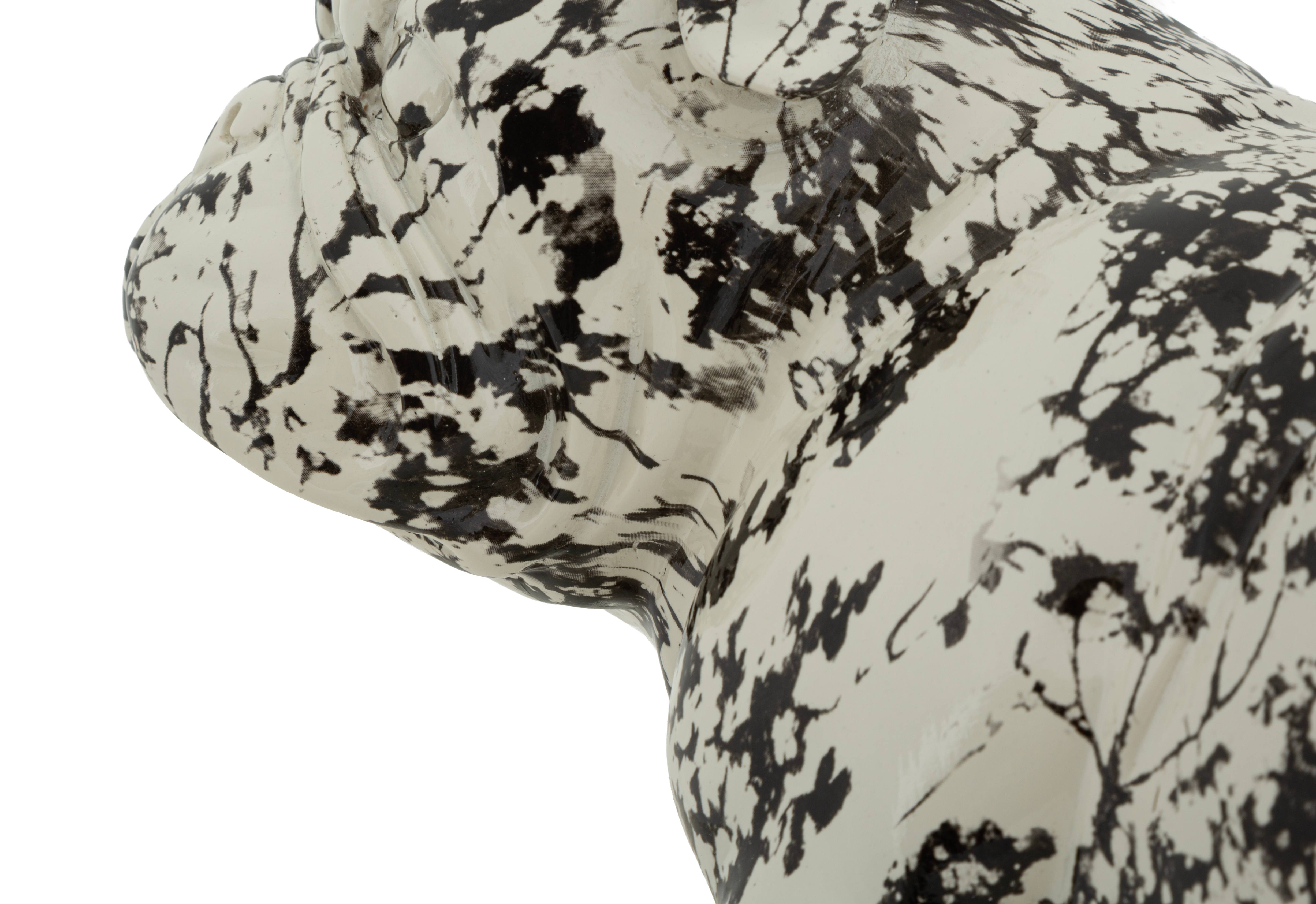 Dekofigur Bulldogge Bruno Okinawa 38 cm