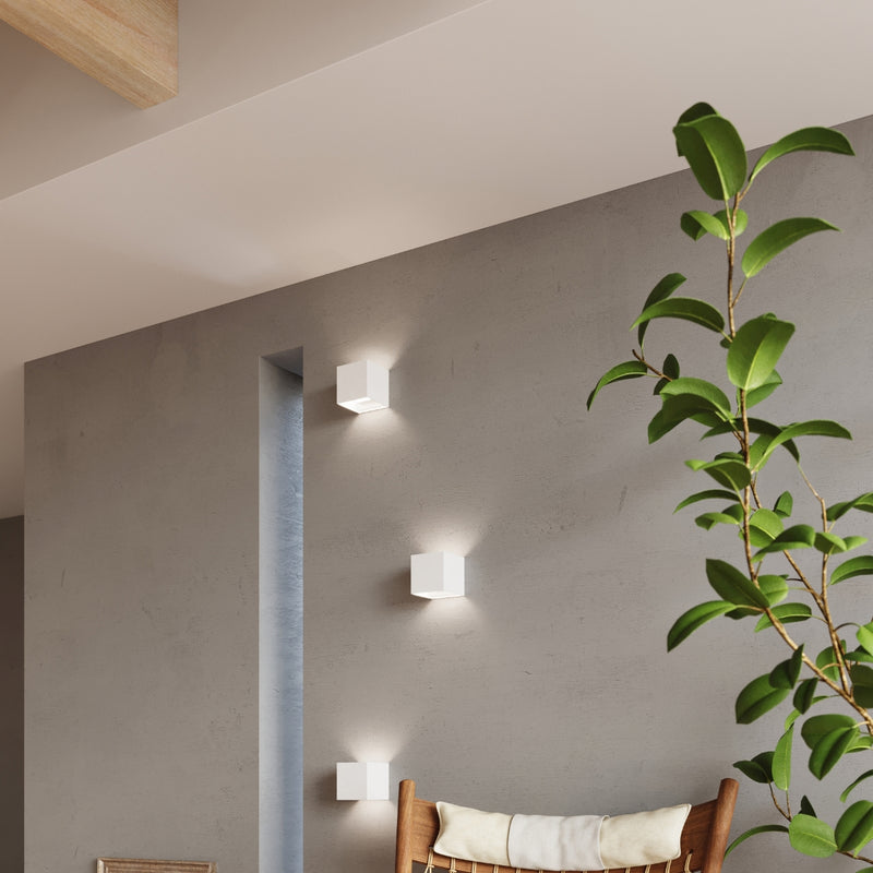 Wall light LUCA white LED IP54