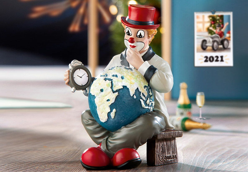 Clown “Fresh from the oven” – hand-painted unique figure from the Guild Crowns Limited Edition