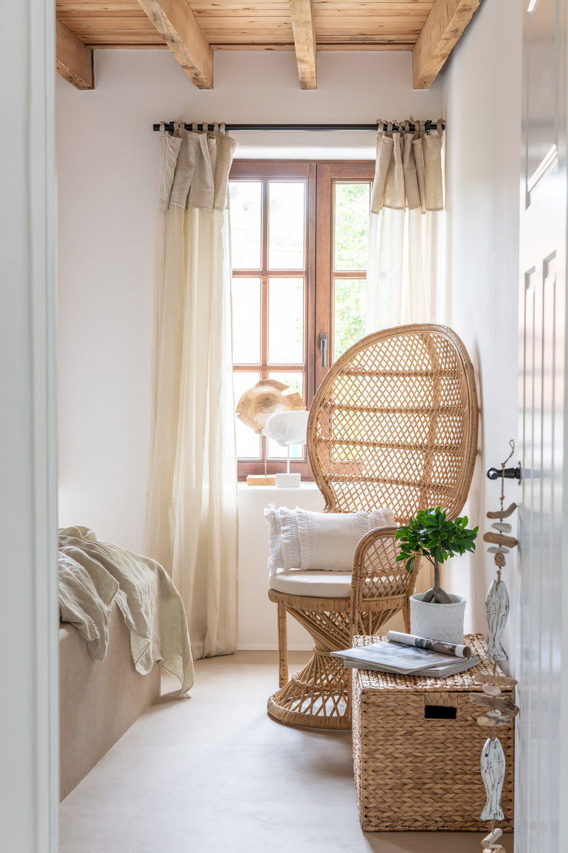Stuhl Pfau inklusive Kissen Rattan Naturell - Einzigartiges Design und bequemer Sitzplatz für Ihr Zuhause