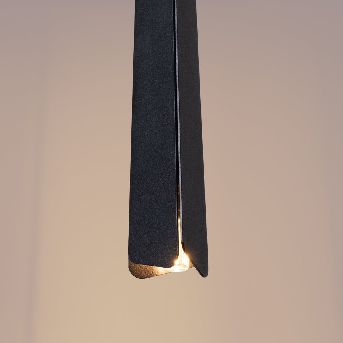 PRYSM 3L hanging light black