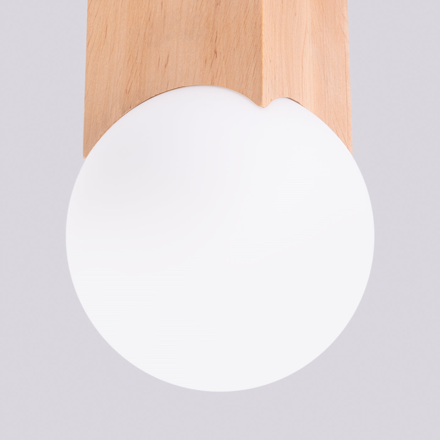 SOLIS natural wood ceiling light – stylish lighting with natural charm