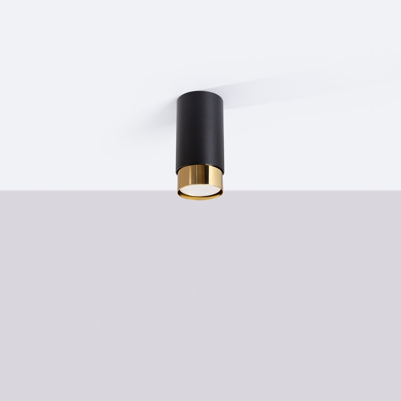 Plafond NERO 12,5 Schwarz Gold – Stilvolle Deckenleuchte mit elegantem Akzent