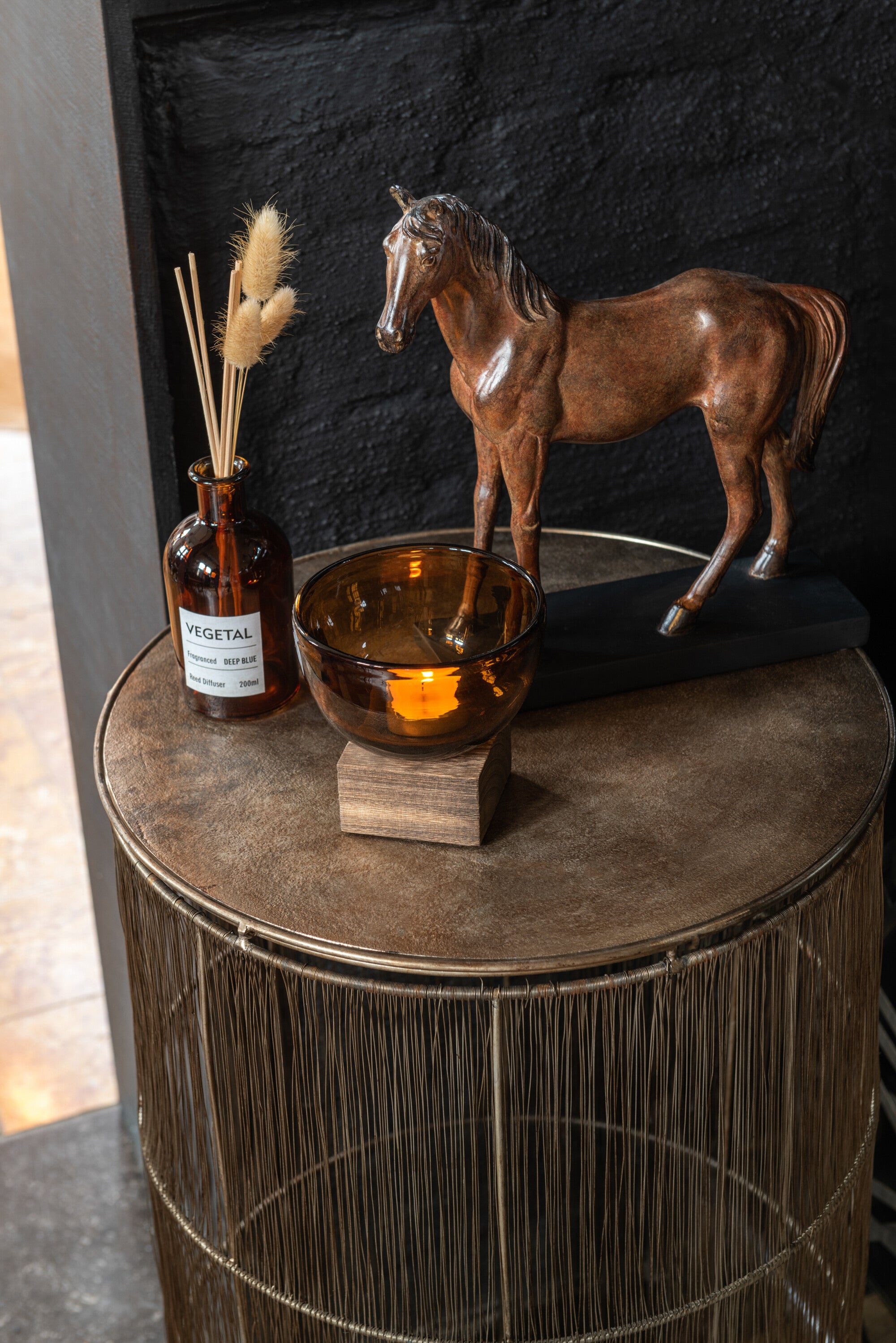 Pferd Skulptur Equino Grandis dunkelbraun Deko Figur