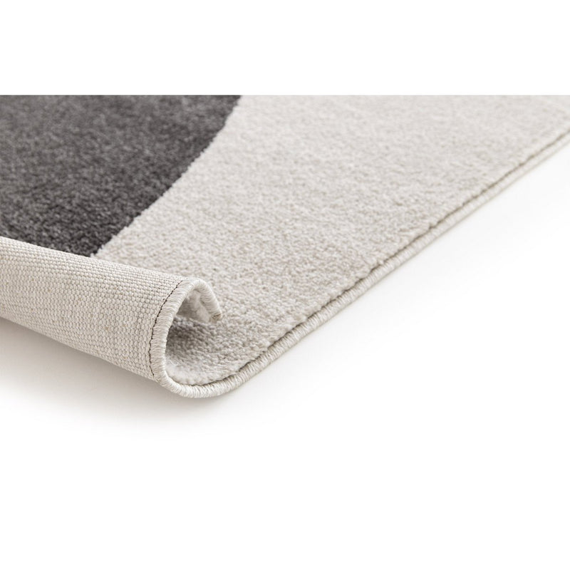 Super soft, very graphic carpet SONIA