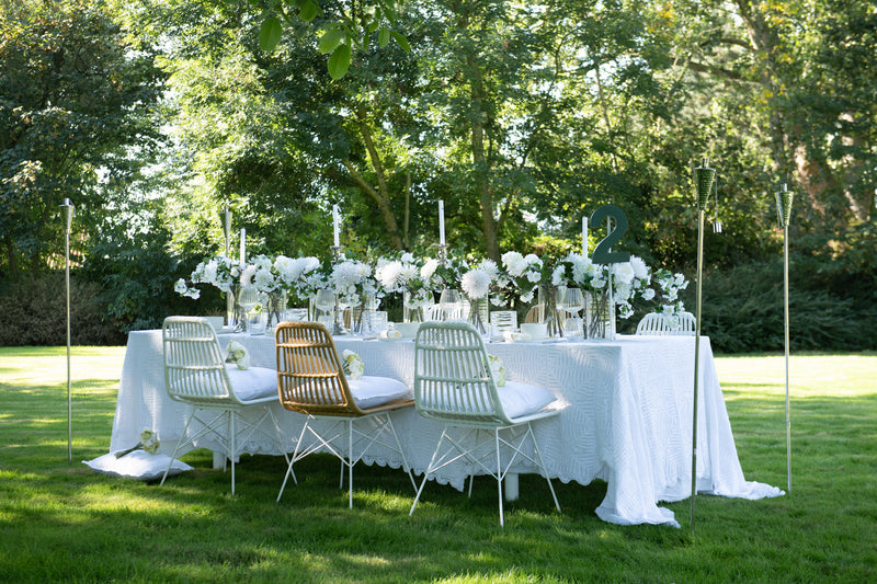 2er Set Rattan Stühle Rachel in Weiß Elegante Vielseitigkeit für jeden Raum und Garten