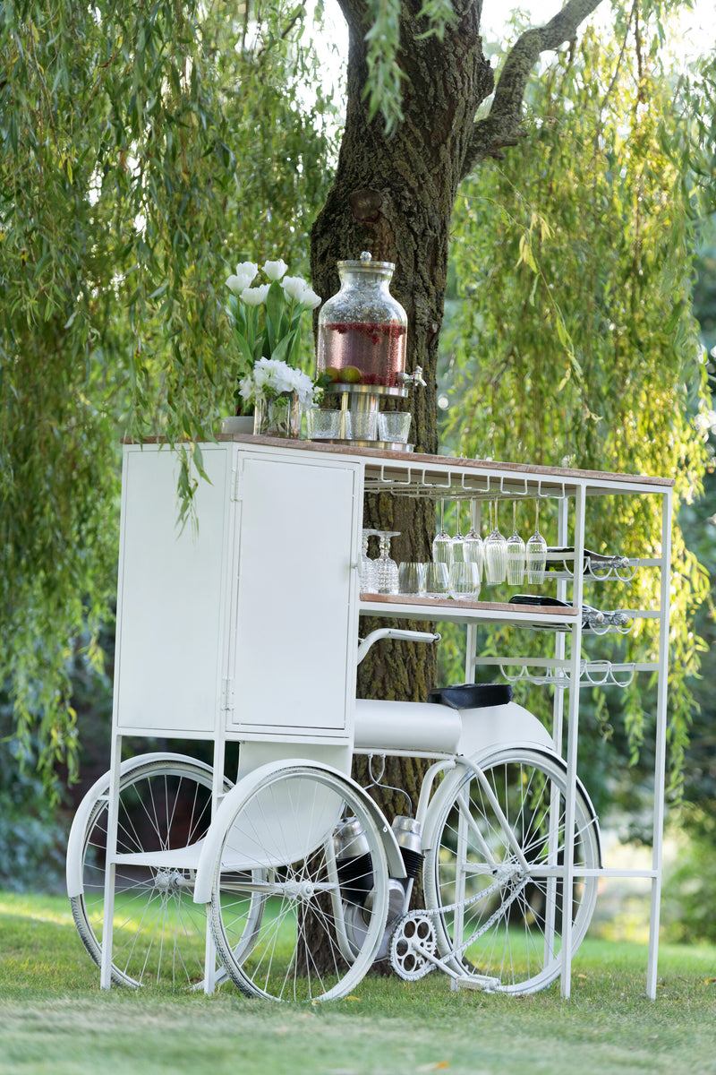 Bar Fahrrad aus Metall & Mango Holz Weinschrank mit Weinglashalter in Weiß & Natur
