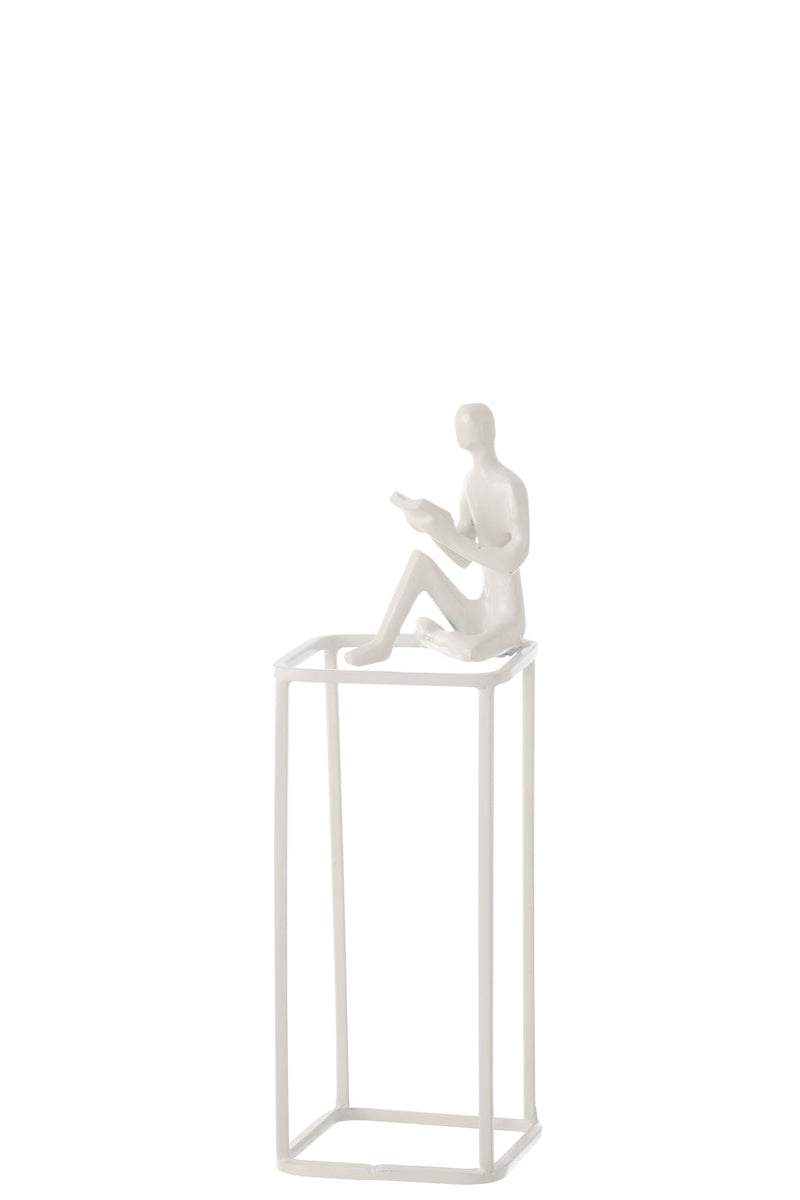2er Set Leser Figuren auf Kubus - Weiße Aluminiumskulpturen für Ihr Zuhause