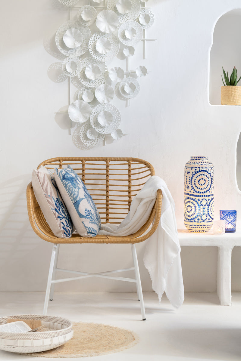 Wall decoration "White Flowers" made of metal