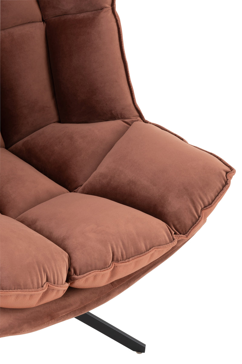 Eleganter Relaxstuhl mit Kissen in Beige, Rostbraun oder Hellgrau für stilvolle Entspannung