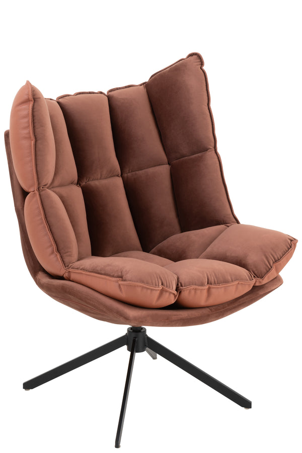 Elegante relaxstoel met kussens in beige, roestbruin of lichtgrijs voor stijlvol ontspannen