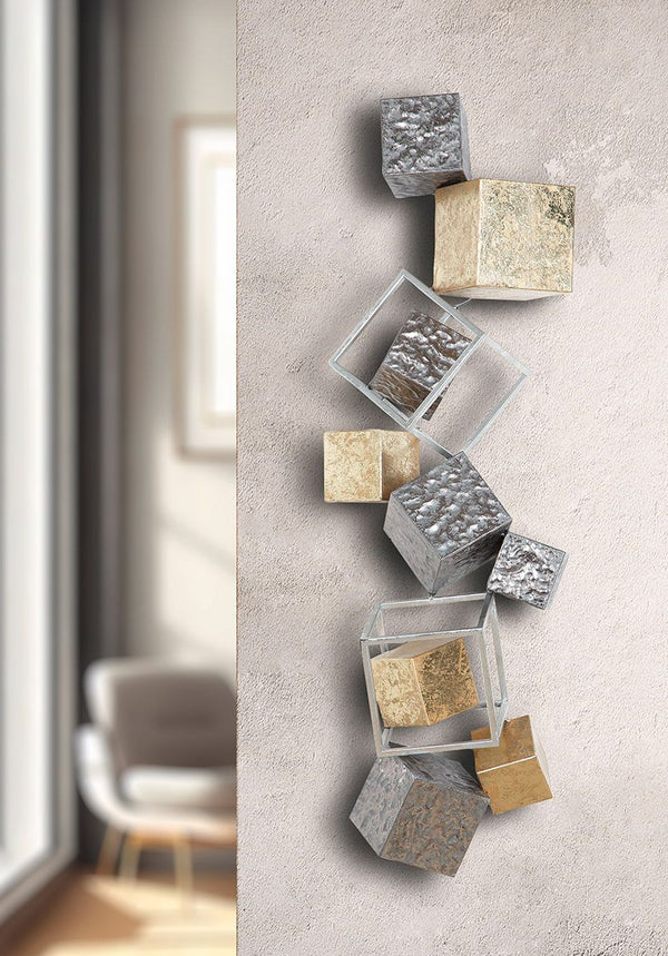 Metalen wandreliëf Cubes - handgemaakt wandobject in antraciet, goud en zilver