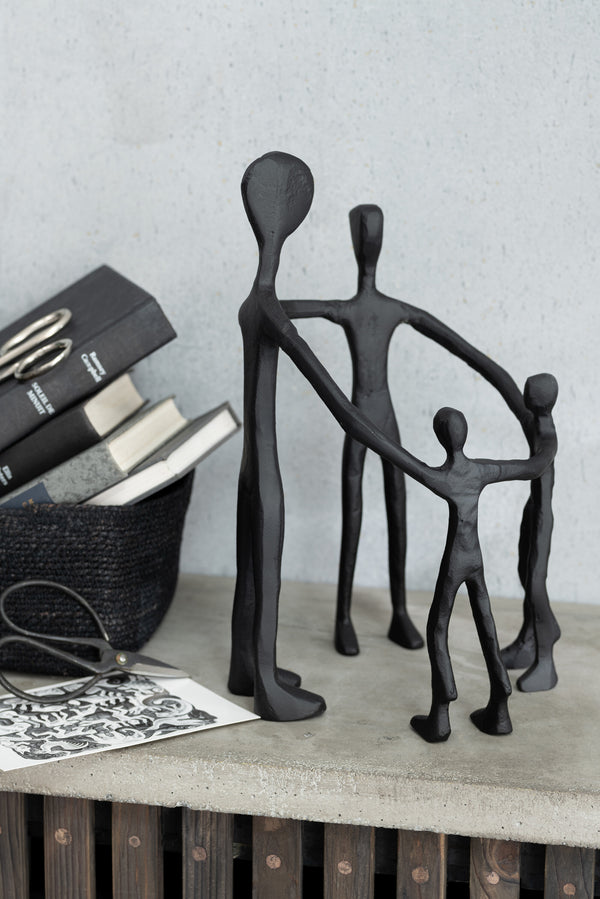 Exclusive set of 2 figure family circle made of aluminum in black - perfect as a gift and decoration