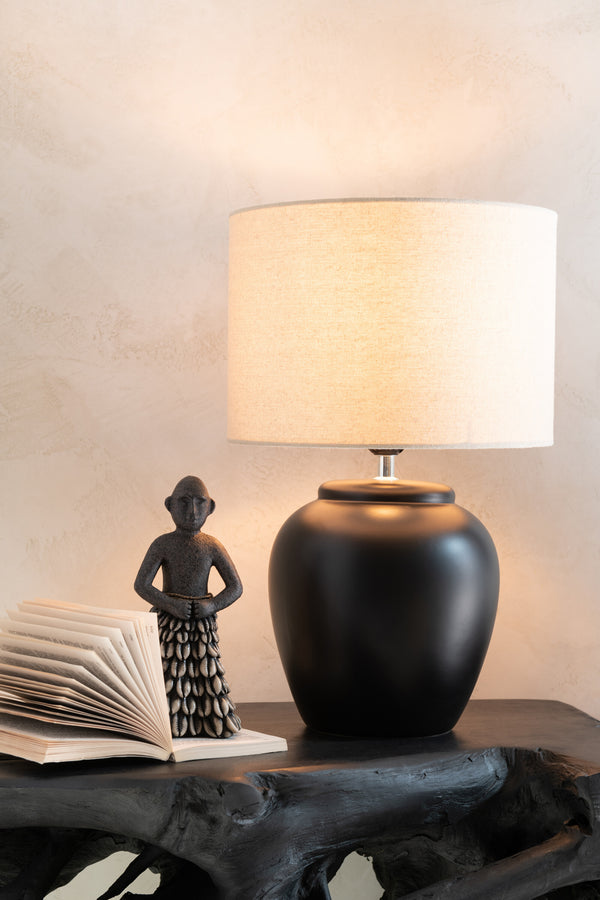 6er-Set Ethnische VUXAN Figuren - Stehende Männer aus Stein/Resin in Schwarz oder Beige