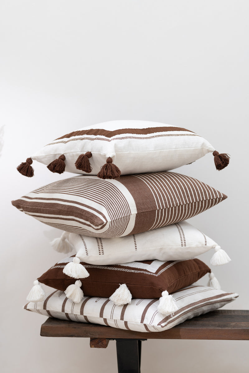 Natural flair - Set of 4 Mik cushions made of cotton in beige/brown