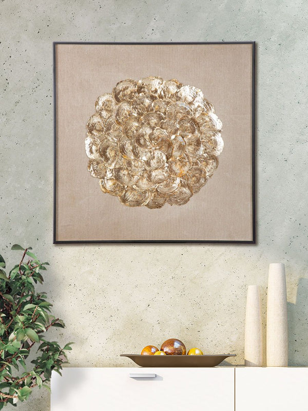 Tuvalu mural with circle motif in gold and cream, 80 x 80 cm