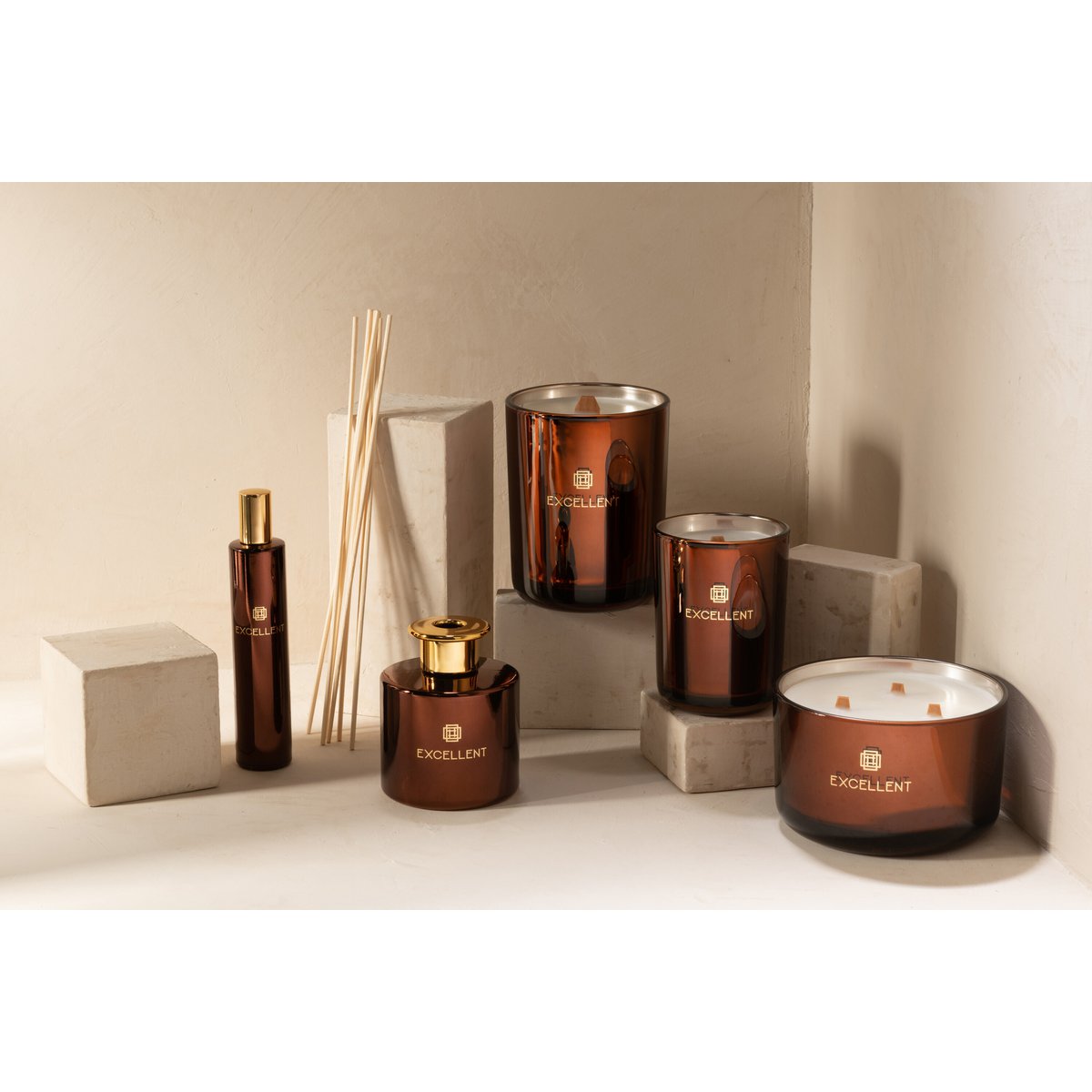 J-Line Duftkerzen Excellent – Siberia Fir – Glas – Braun – groß – 40U