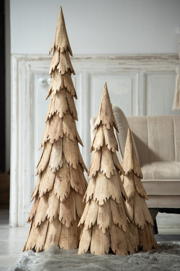 Wooden Christmas trees - Natural and festive for the holidays