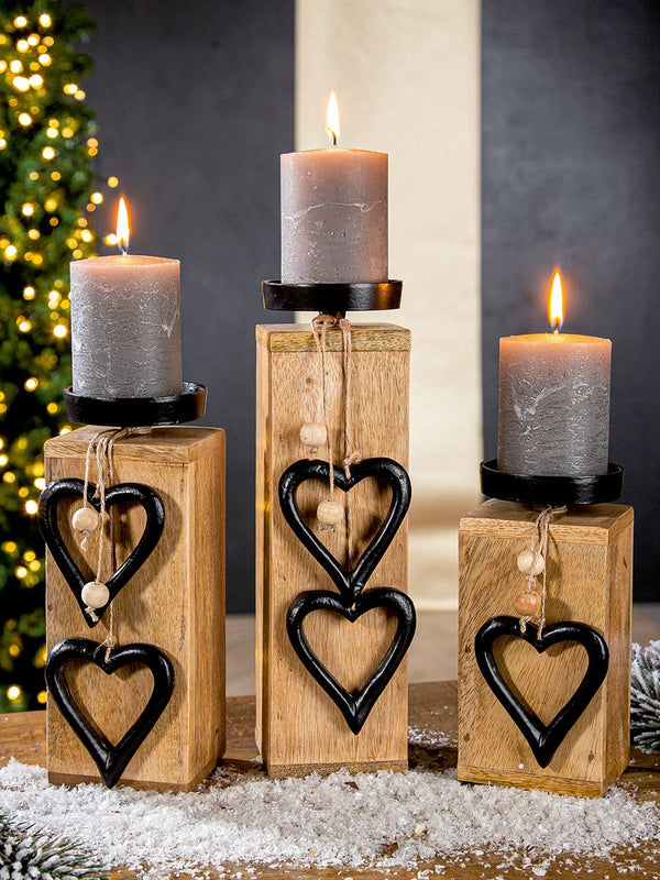 2er Set Holz Kerzenhalter "Hangin Heart" 28 cm - Natürliche Eleganz trifft auf herzliches Design