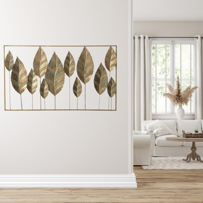 Wandobjekt GOLDIX - Handgearbeitetes Eisenblatt in Antikgold, Bemalte Oberfläche, 130x76cm