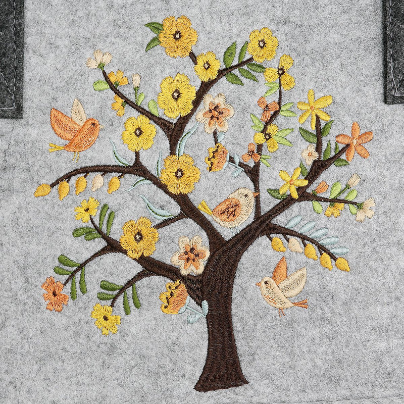 Felt bag Blütenzeit – Embroidered shopping bag with bird motif