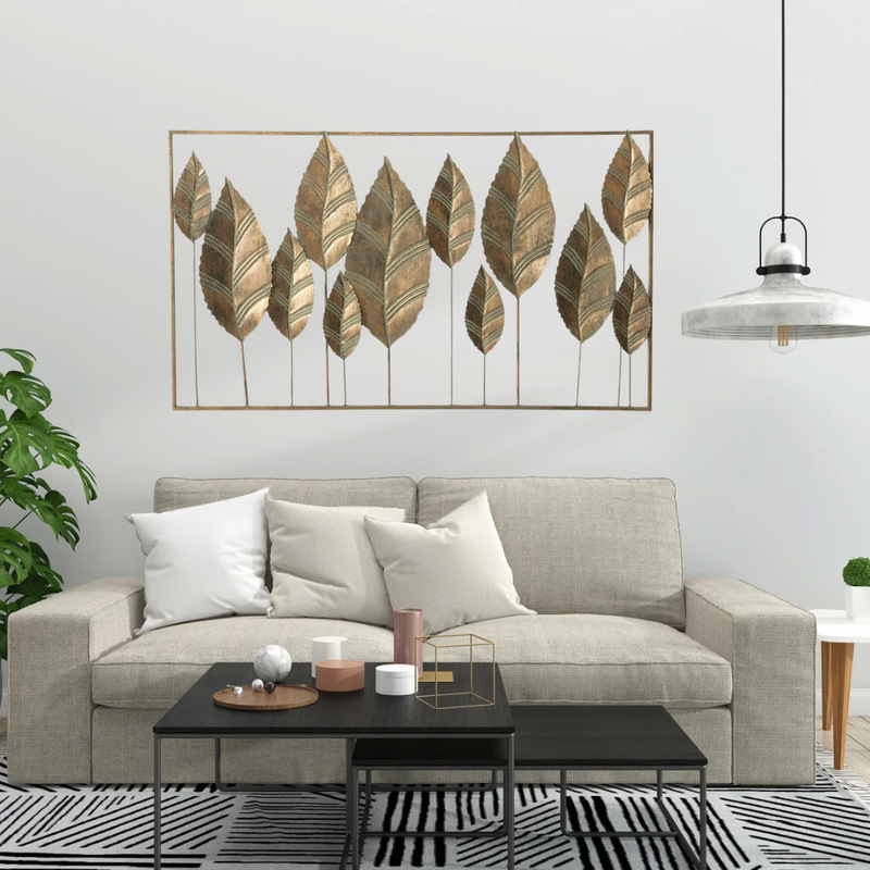 Wandobjekt GOLDIX - Handgearbeitetes Eisenblatt in Antikgold, Bemalte Oberfläche, 130x76cm