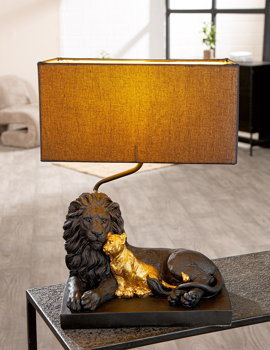 Lionheart Tischleuchte Löwe Designlampe mit Stoffschirm