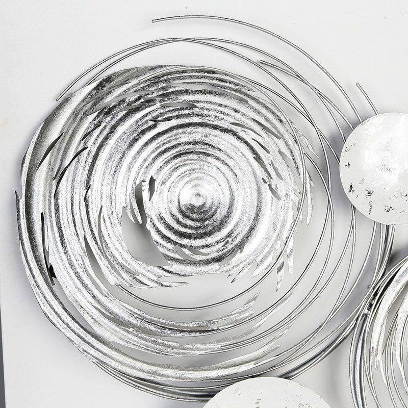 Metalen wandreliëf Cirkels in de kleuren wit en zilver - Een modern kunstwerk voor aan je muur