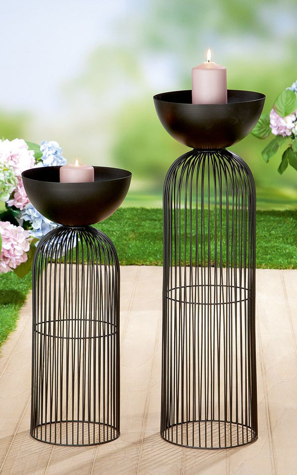 Zwart metalen komstandaard met elegant rasterontwerp