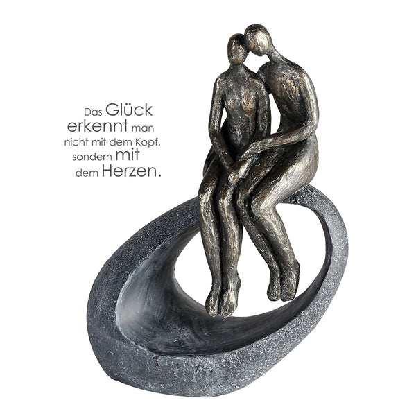 Poly Skulptur Moment in Bronzefarben - Ein symbolträchtiges Pärchen auf grauer ovaler Basis