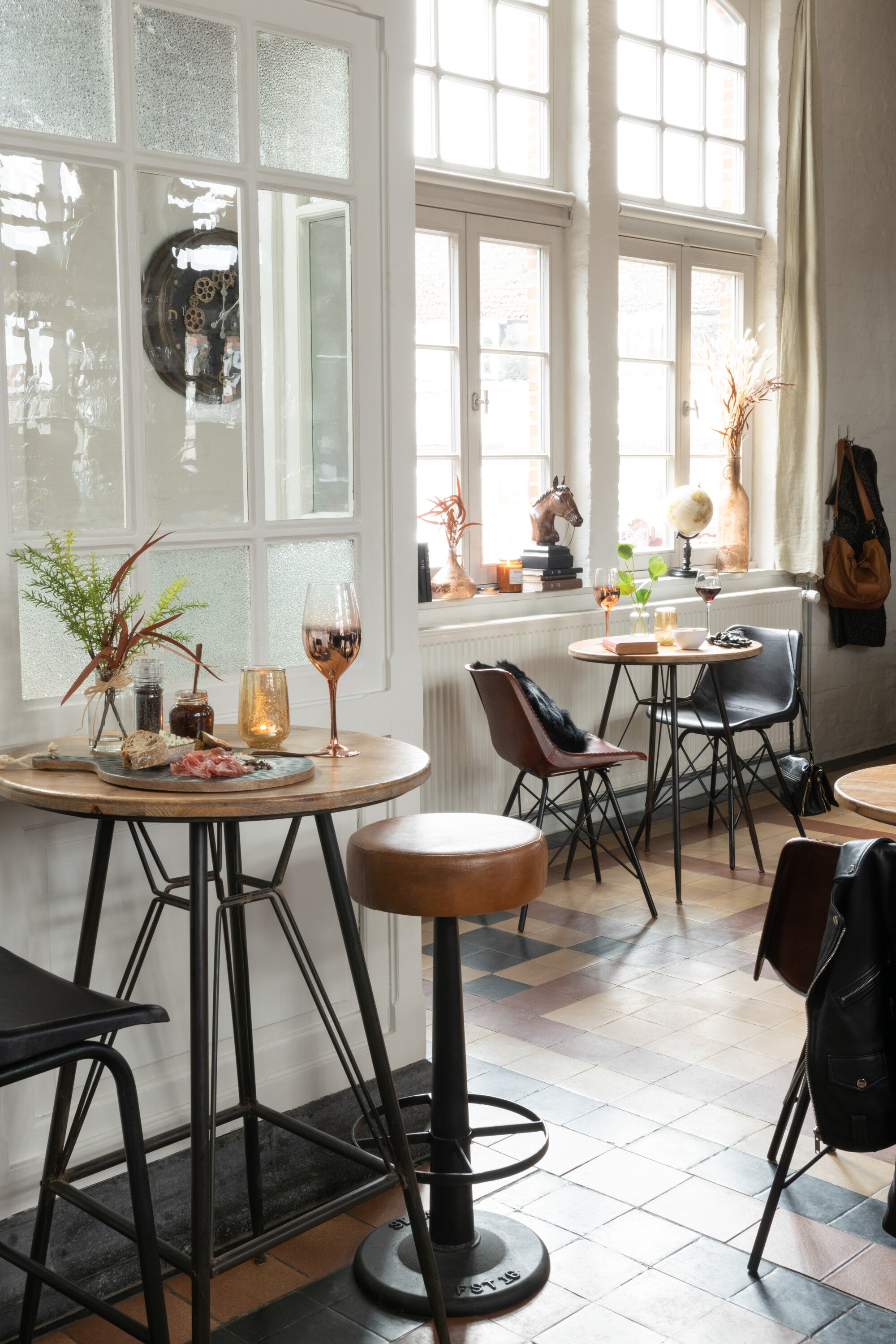 Luxury and comfort combined The premium bar stool made of leather and metal black or brown