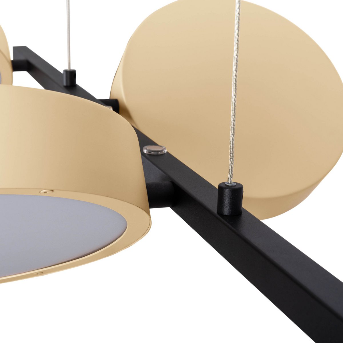 LED Pendelleuchte "TESSA" almond, 150 cm hoch, 110 cm lang, aus Metall in frosted Almond (Pantone 481 C) und Schwarz und weißem Kunststoff