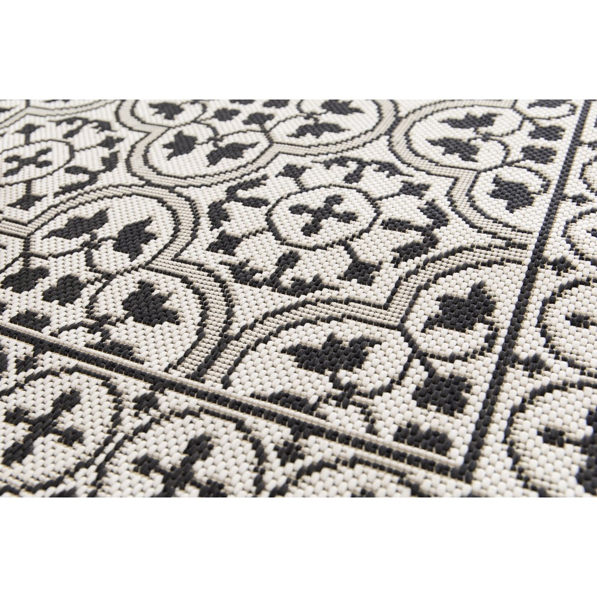 MOSAIQUE-Teppich für den Innen- und Außenbereich im Flur